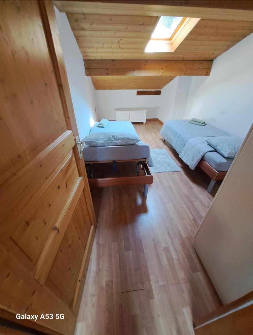 Ina Villa Lavena Ponte Tresa Eksteriør bilde